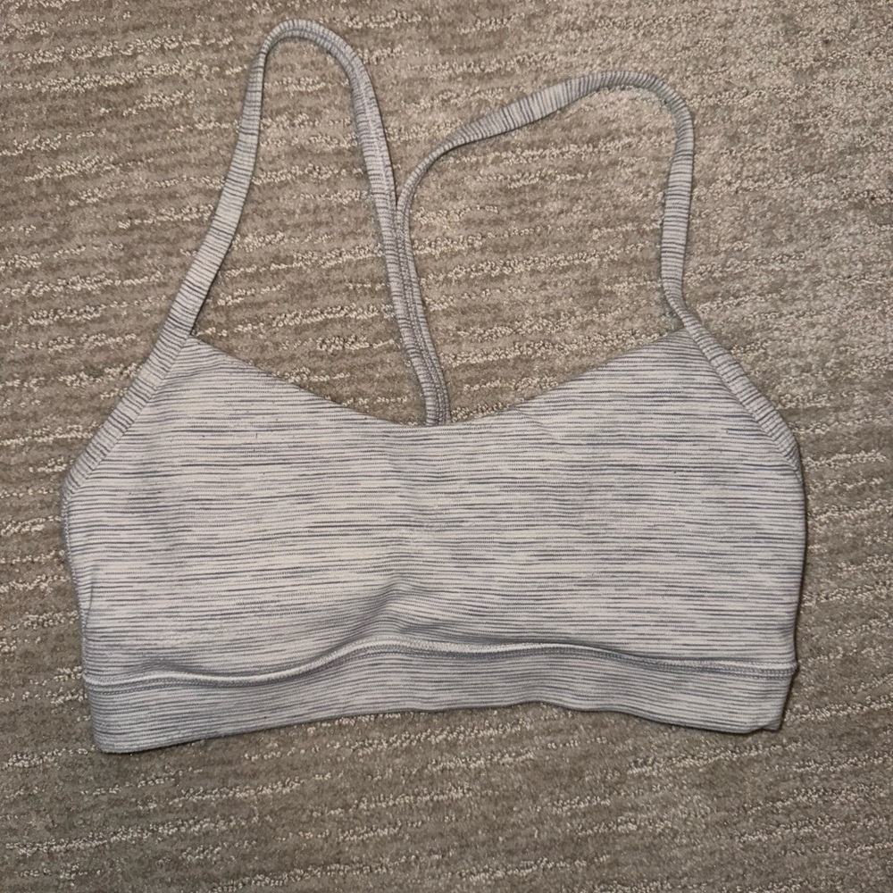 Lululemon Flow Y Sports Bra size 4